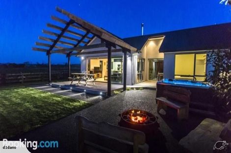 Photo of property in 407 Tikorangi Road East, Tikorangi, Waitara, 4383