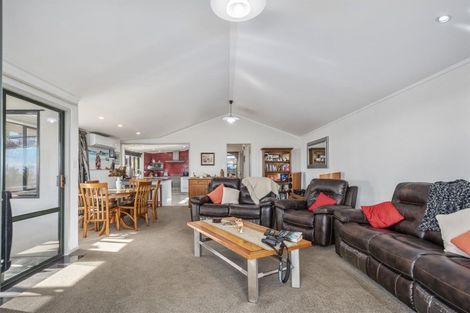 Photo of property in 28 Arawa Avenue, Maketu, Te Puke, 3189