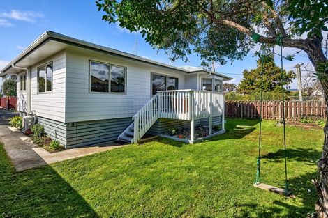 Photo of property in 12a Vaucluse Avenue, Paraparaumu Beach, Paraparaumu, 5032