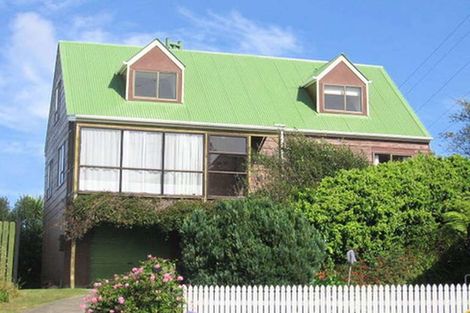 Photo of property in 30 John Witton Drive, Crofton Downs, Wellington, 6035