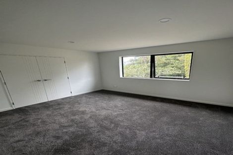 Photo of property in 8a Lynn Road, Bayview, Auckland, 0629