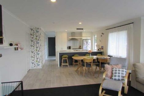 Photo of property in 2 Olivias Place, Stoke, Nelson, 7011