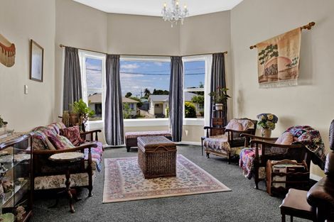 Photo of property in 3 Victoria Street, Hawera, 4610