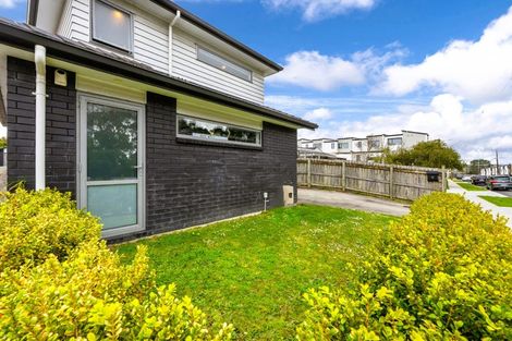 Photo of property in 61a Margan Avenue, New Lynn, Auckland, 0600