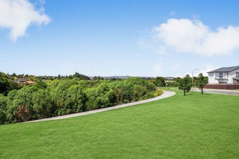 Photo of property in 30 Ipukarea Street, Weymouth, Auckland, 2103