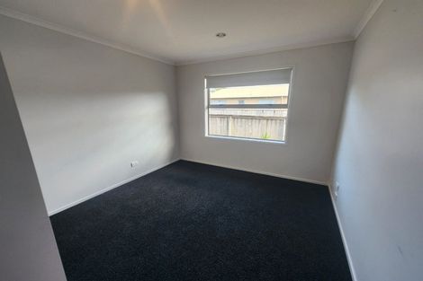 Photo of property in 360 One Tree Point Road, One Tree Point, 0118