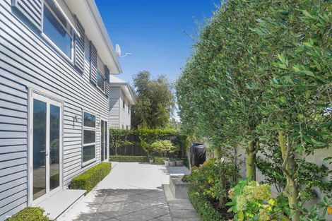 Photo of property in 63 Springfield Road, St Albans, Christchurch, 8014