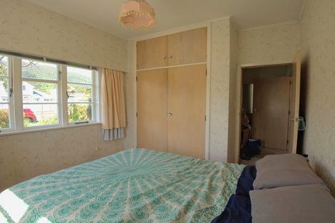 Photo of property in 143 Waiwhetu Road, Waterloo, Lower Hutt, 5011
