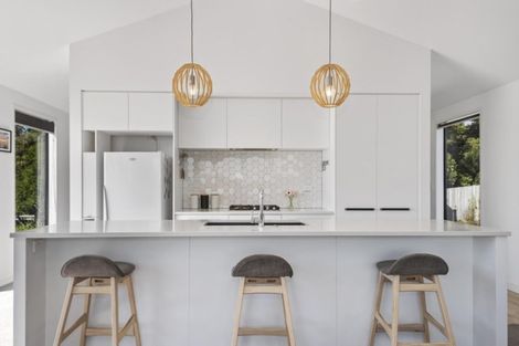 Photo of property in 272 Ballintoy Park Drive, Welcome Bay, Tauranga, 3175