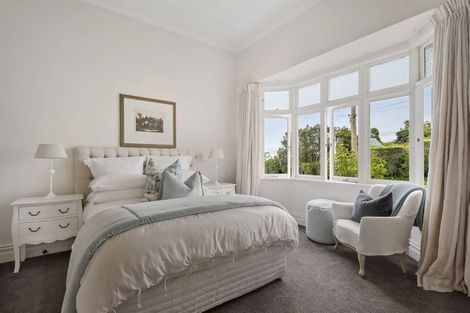 Photo of property in 79 Hinemoa Street, Birkenhead, Auckland, 0626