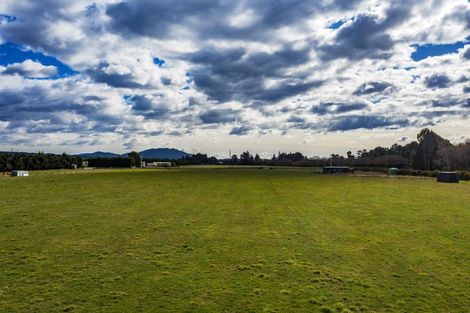 Photo of property in 556 Rangiora Leithfield Road, Sefton, Rangiora, 7477