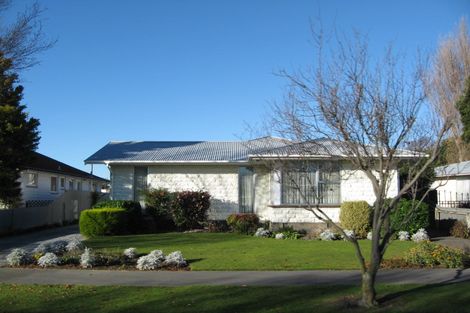 Photo of property in 18 Sarabande Avenue, Redwood, Christchurch, 8051