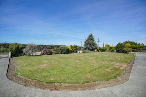Photo of property in 1048 Lochiel-branxholme Road, Branxholme, Invercargill, 9874
