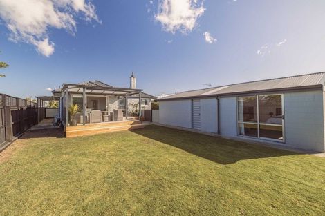 Photo of property in 20 Royalist Avenue, North New Brighton, Christchurch, 8083
