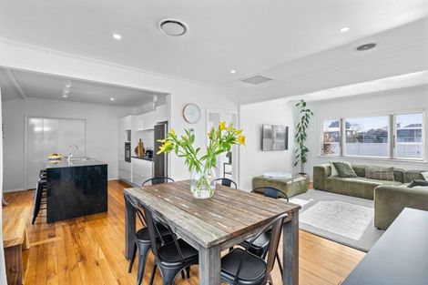 Photo of property in 95 Thornton Road, Cambridge, 3434