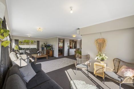 Photo of property in 43 Seymour Place, Bellevue, Tauranga, 3110