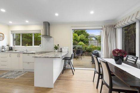 Photo of property in 13 Kowhai Street, Tawa, Wellington, 5028