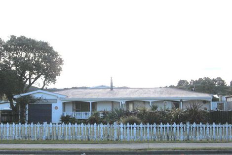 Photo of property in 36 Manaia Road, Tairua, 3508