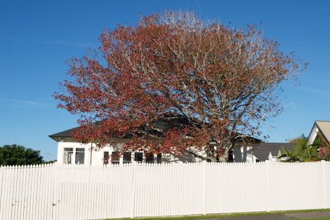 Photo of property in 135b Litten Road, Cockle Bay, Auckland, 2014