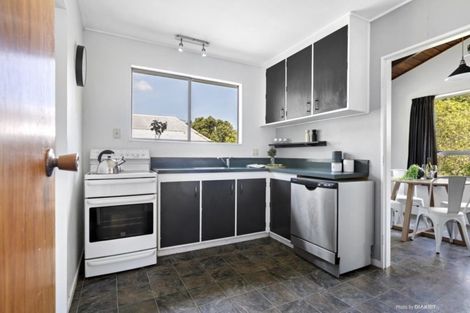 Photo of property in 102 Awarua Street, Ngaio, Wellington, 6035