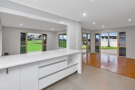 Photo of property in 1 Barbados Way, One Tree Point, 0118