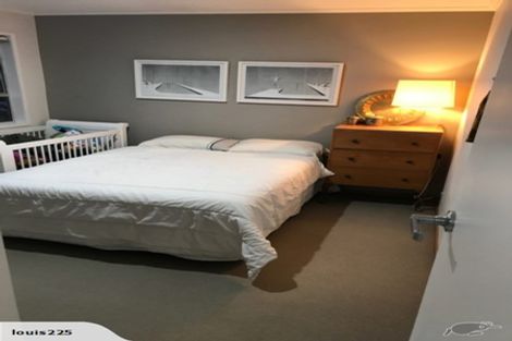 Photo of property in 4 Flavia Close, Torbay, Auckland, 0630