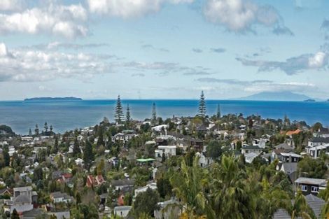 Photo of property in 173 Kowhai Road, Mairangi Bay, Auckland, 0630