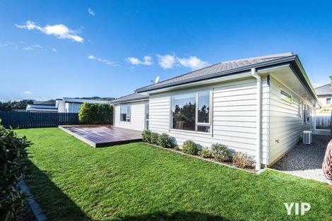 Photo of property in 239 Mark Avenue, Grenada Village, Wellington, 6037