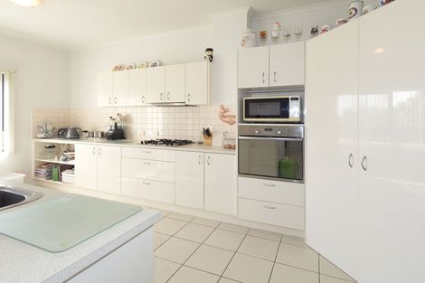 Photo of property in 29 Trimaran Drive, Gulf Harbour, Whangaparaoa, 0930