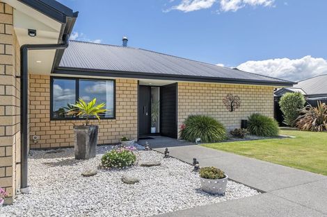 Photo of property in 13 Cressy Place, Darfield, 7510