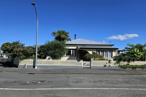 Photo of property in 2 Outram Street, Ahuriri, Napier, 4110