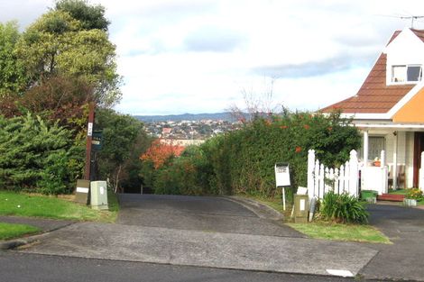 Photo of property in 1/126 Bradbury Road, Botany Downs, Auckland, 2010