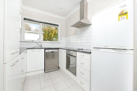Photo of property in 6 Redbridge Lane, Sydenham, Christchurch, 8023