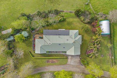 Photo of property in 11 Te Pahi River Drive, Paparoa, Maungaturoto, 0583