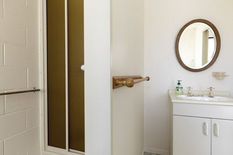 Photo of property in 1 Scenic Heights, Acacia Bay, Taupo, 3330