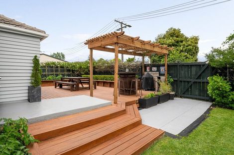 Photo of property in 4 Casey Avenue, Fairfield, Hamilton, 3214