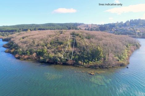 Photo of property in 43 Parawera Drive, Acacia Bay, Taupo, 3330