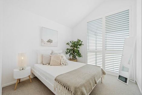 Photo of property in 6 Titoki Close, Matakana, Warkworth, 0985