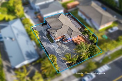 Photo of property in 14b Waimumu Road, Massey, Auckland, 0614