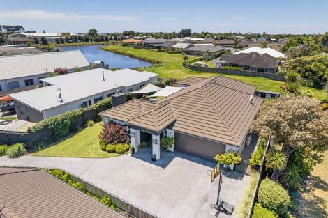 Photo of property in 134 Oriental Parade, Papamoa Beach, Papamoa, 3118
