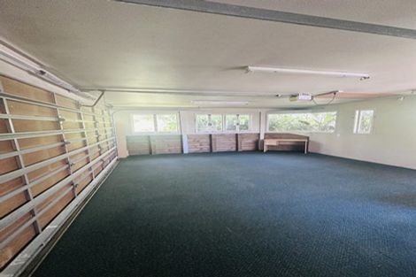 Photo of property in 105 Selwyn Crescent, Forrest Hill, Auckland, 0620