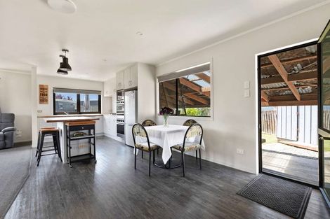 Photo of property in 31 Totara Street, Edgecumbe, 3120