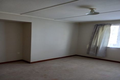 Photo of property in 55 Strand Crescent, Naenae, Lower Hutt, 5011