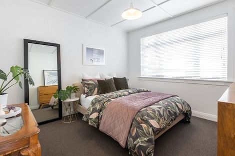 Photo of property in 44 Faraday Street, Hospital Hill, Napier, 4110