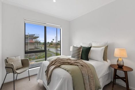 Photo of property in 94 Te Napi Drive, Takanini, 2112