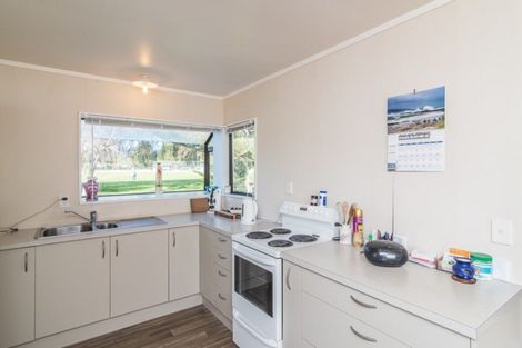 Photo of property in 30a Te Kupe Road, Paraparaumu Beach, Paraparaumu, 5032