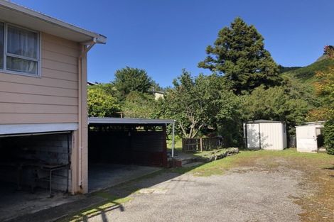 Photo of property in 51 Dorset Street, Picton, 7220