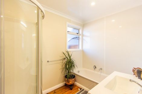 Photo of property in 16 Bidois Road, Fairy Springs, Rotorua, 3015