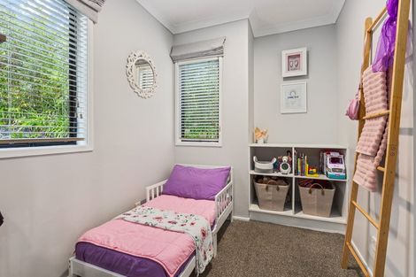 Photo of property in 504 Beach Road, Murrays Bay, Auckland, 0630