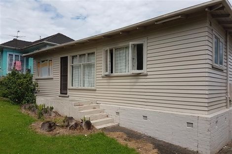Photo of property in 181 Pakuranga Road, Pakuranga, Auckland, 2010